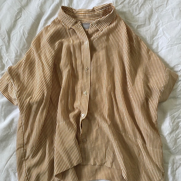 Everlane washable silk loose button down - Picture 1 of 3